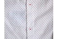 Camisa de lunares rojos